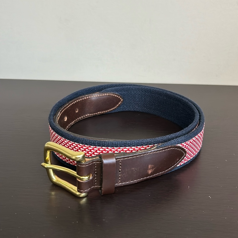 Vineyard Vines Men's Vineyard Whale Canvas Club Belt Raspberry Sz 36